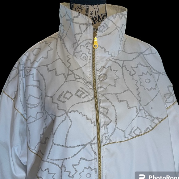 Fila Jackets & Blazers - Rare Find❣️ FILA Vintage White with Gray Print & Gold Tracksuit, Women’s Size 14